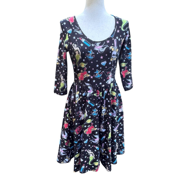 Deadly Dames Tattoo Pinup Dress M Rockabilly Biker Babe Retro Kawaii Vibes 8/10 - Picture 1 of 16